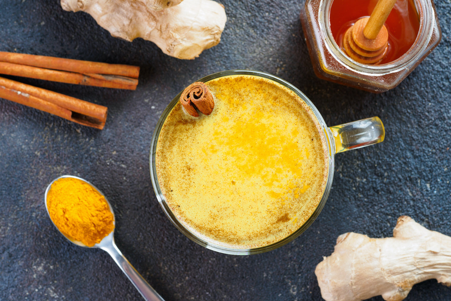 Goldene Milch mit Bio Kurkuma von Direkt vom Feld