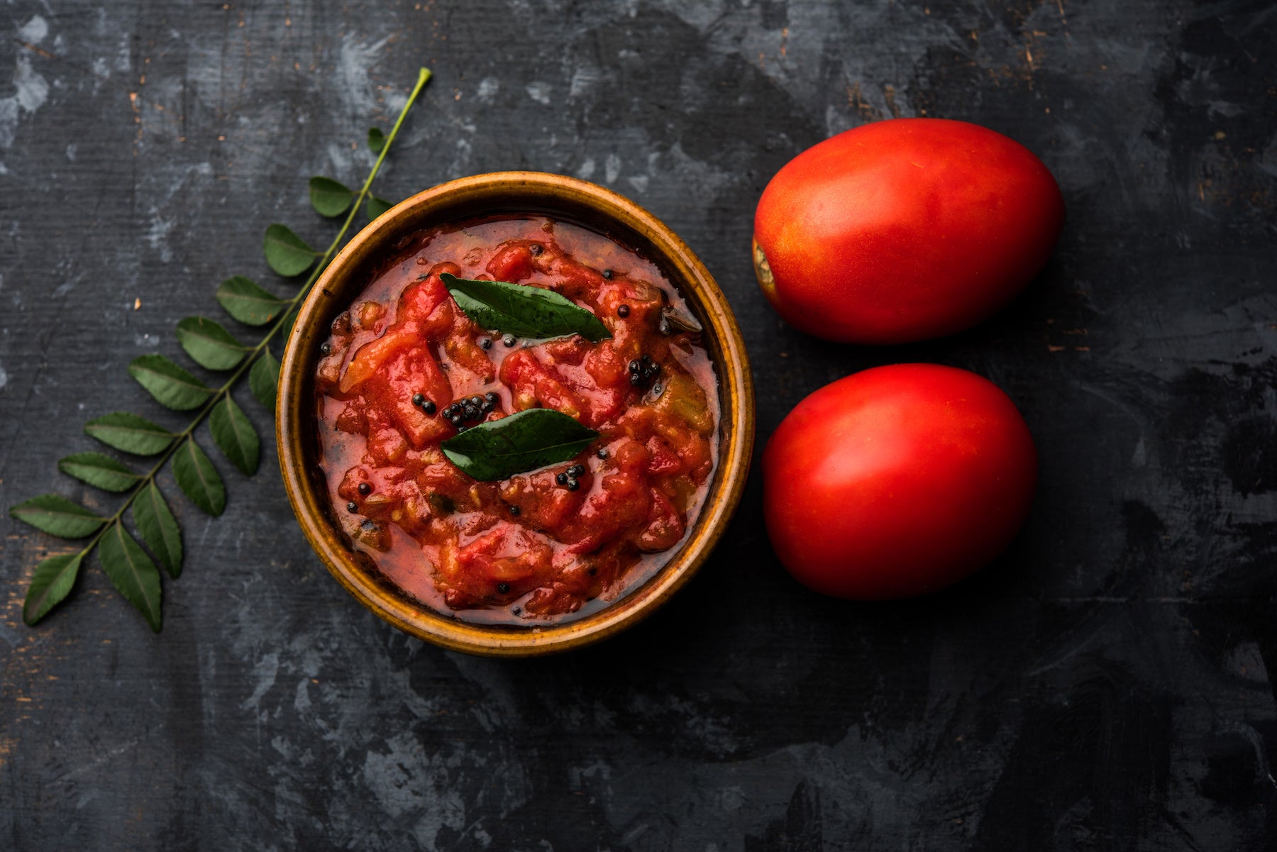 Fruchtiges Tomaten-Chutney mit Kräutern | Rezepte | Direkt vom Feld