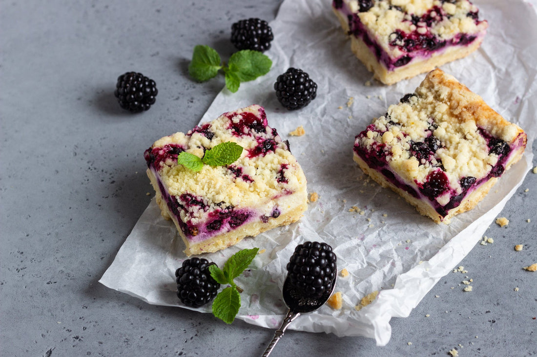 Brombeer-Streusel-Kuchen mit Rosmarin - Direkt vom Feld