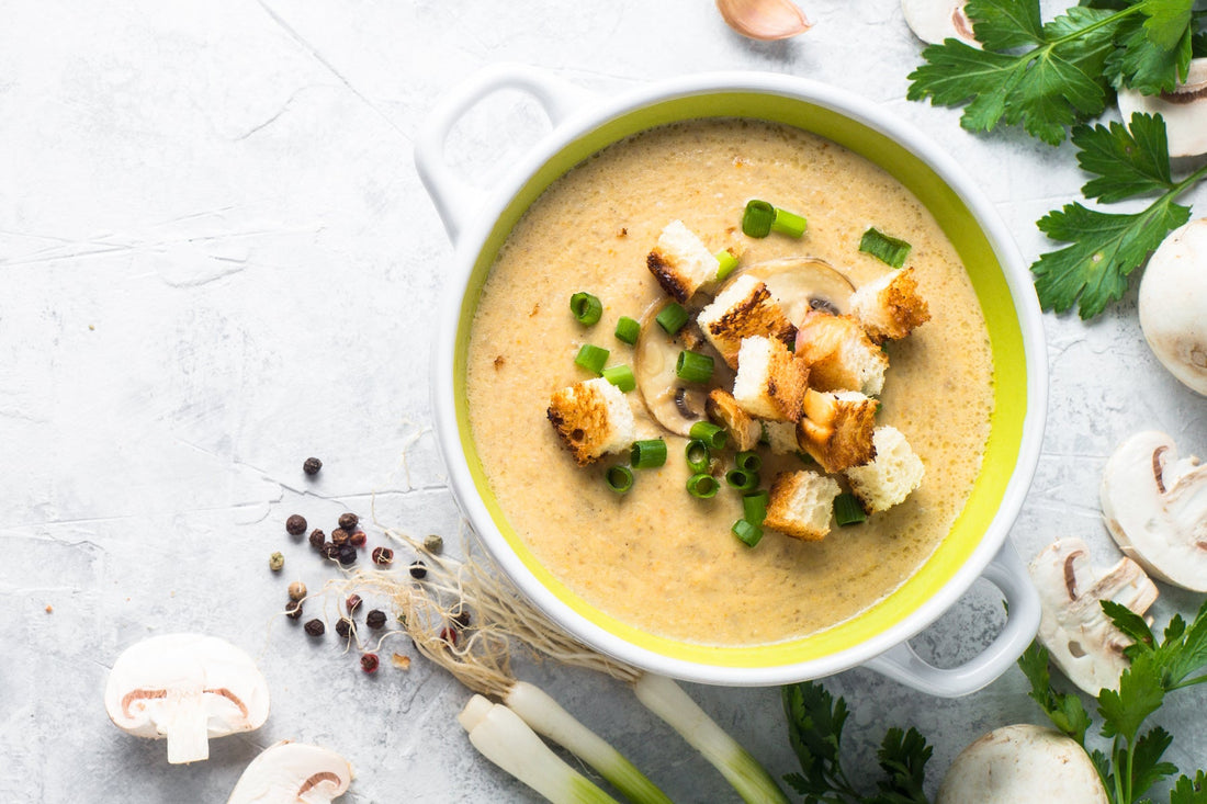 Cremige Pilzsuppe mit Majoran - Direkt vom Feld