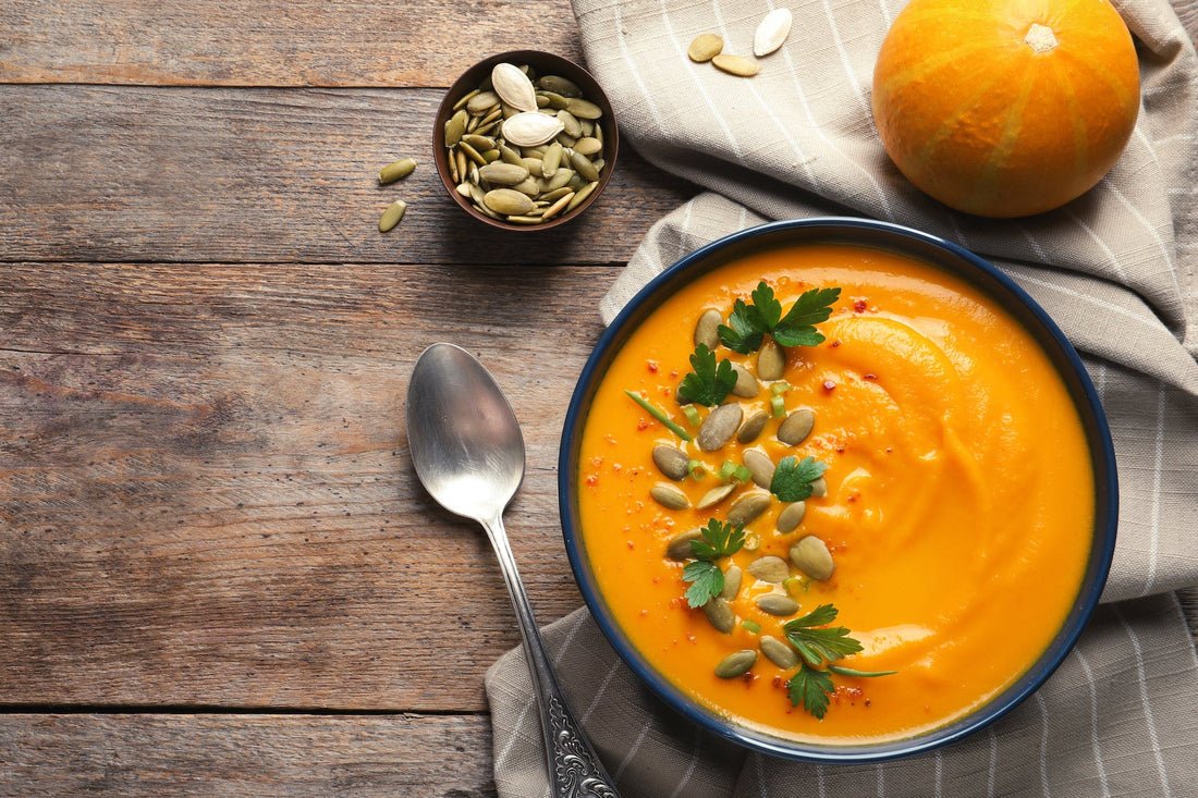 Herbstliche Kürbissuppe mit Koriander - Direkt vom Feld