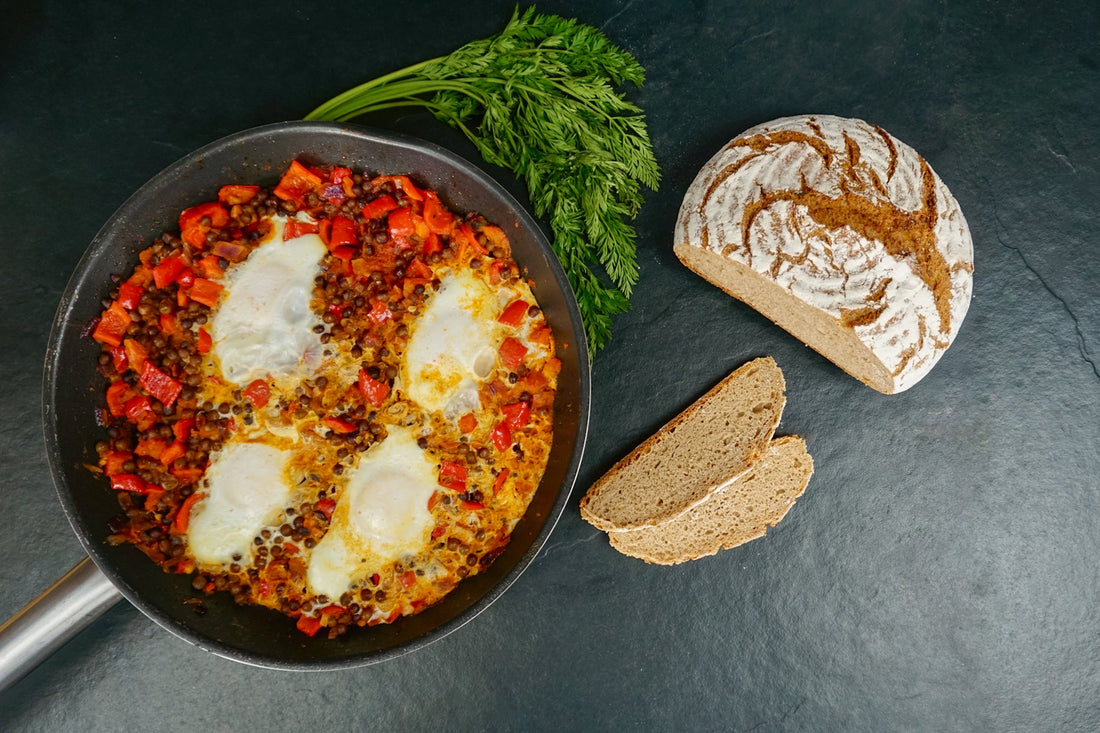 Shakshuka mit Wilderbsen - Direkt vom Feld