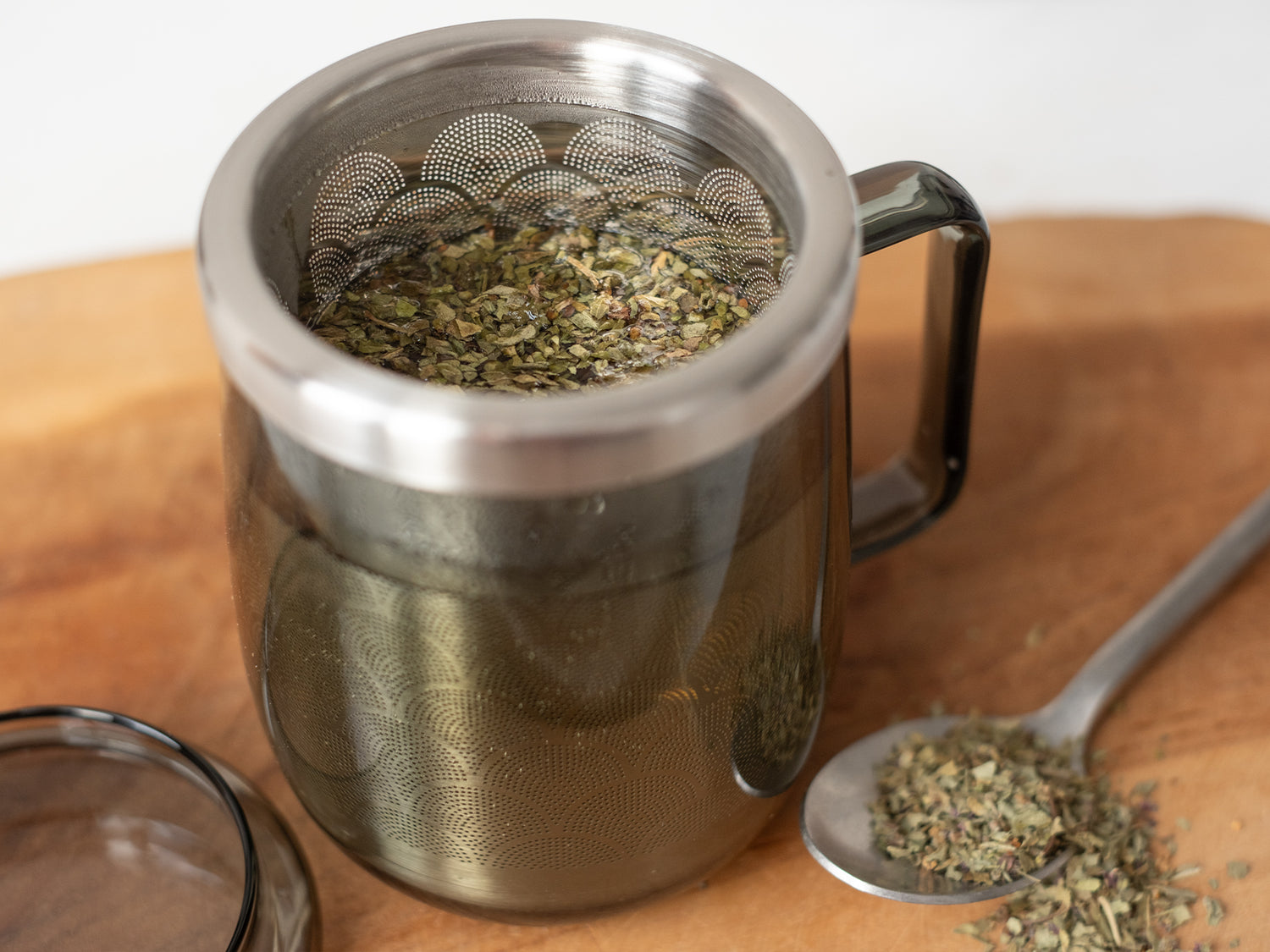 Adhoc Glastasse mit Edelstahl-Teesieb