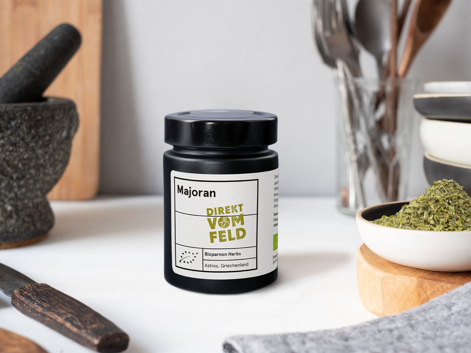 Majoran im Aromaglas | Biogewürze DIrekt vom Feld