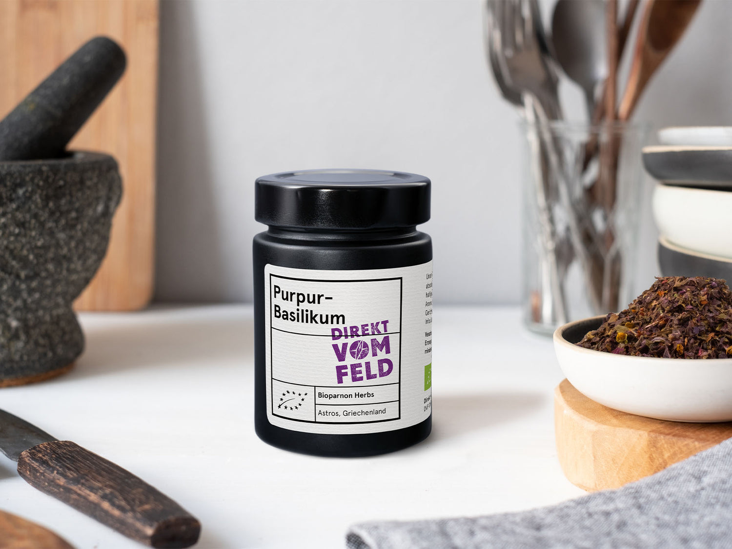 Purpur-Basilikum im Aromaglas | Biogewürze Direkt vom Feld