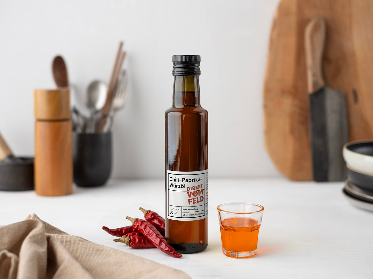 250 ml Bio-Chili-Paprika-Würzöl aus Raps, Chili und Paprika | Direkt vom Feld in Zusammenarbeit mit der Hofmanufaktur vom Huttenberg