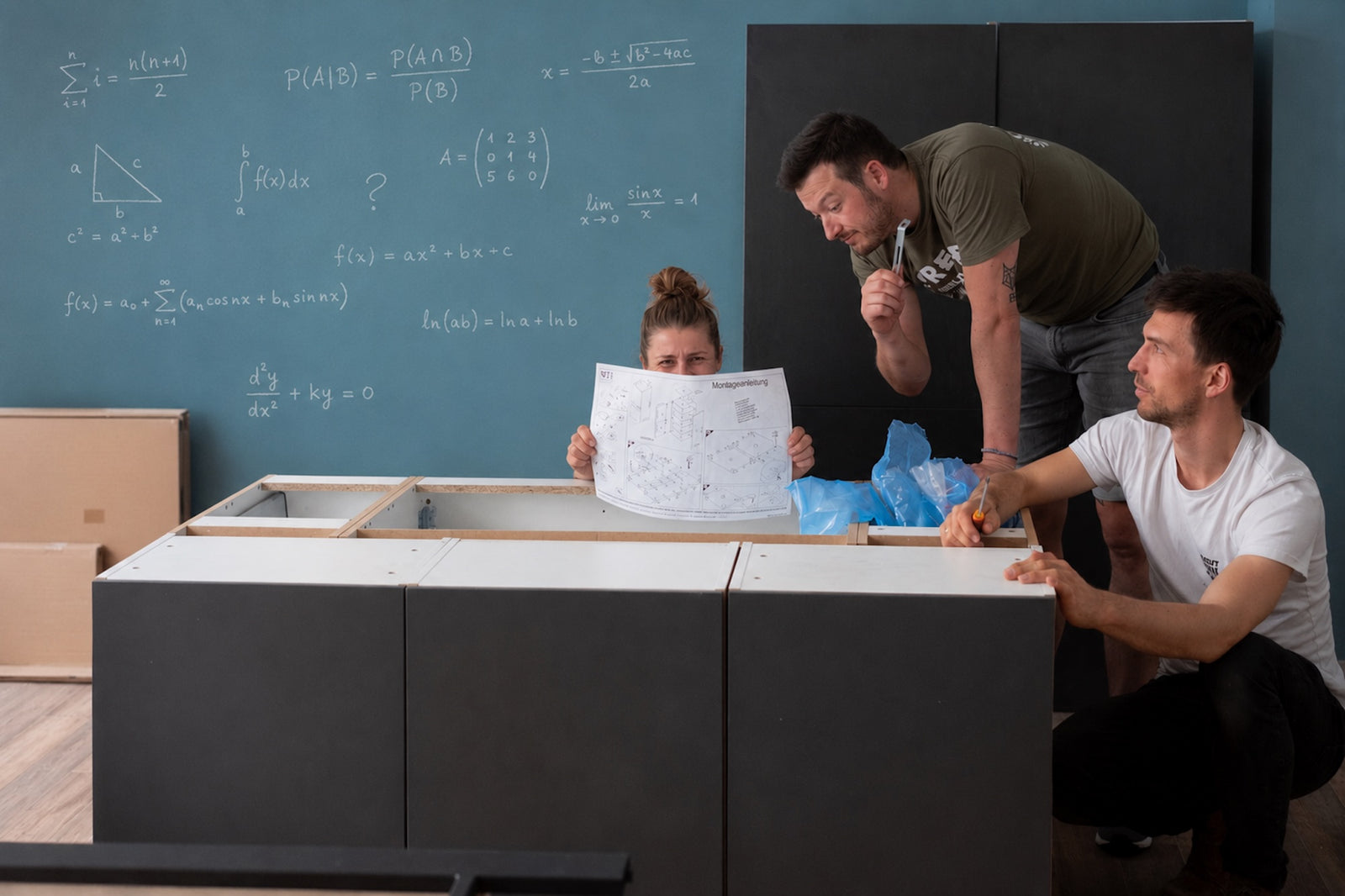 Das Team baut 2021 die erste eigene Workshopküche auf